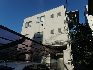 桂芳山ビルの物件外観写真